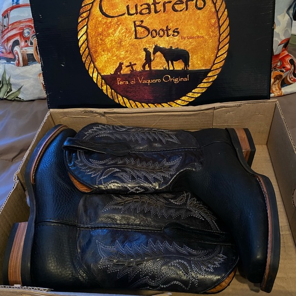 Cuatrero Boots - Picture 2 of 16